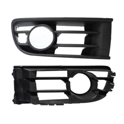 Rejilla derecho con hoyo para faro aux de facia delantero (Sedan / hatchback)