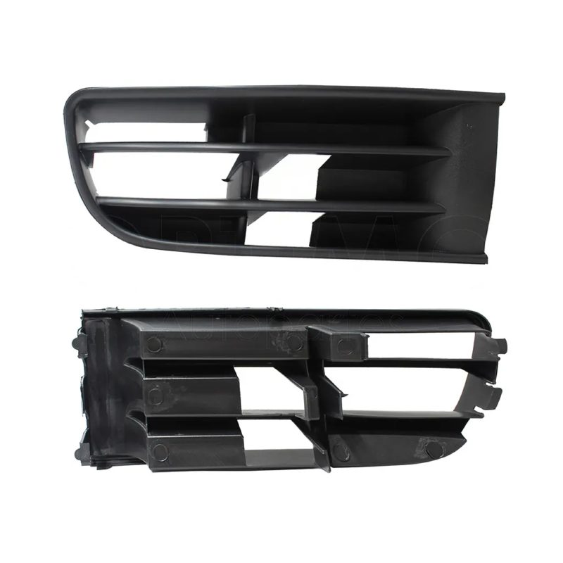 Rejilla derecho sin hoyo para faro aux de facia delantero (Sedan / hatchback)