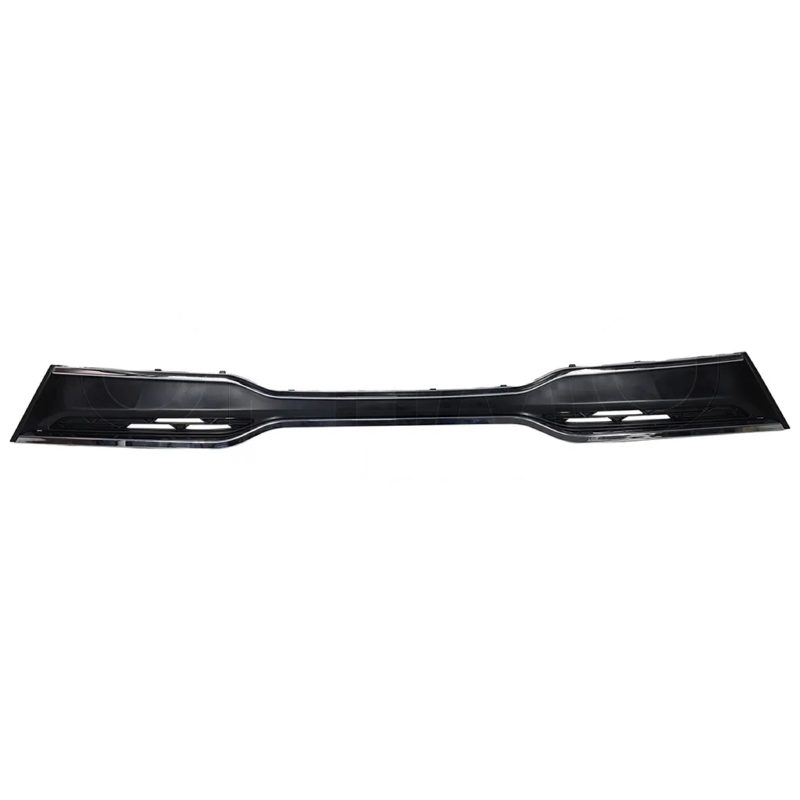 Parrilla negra con filo cromo (Sedan / hatchback)