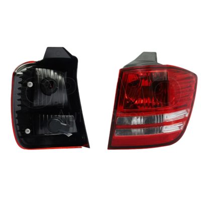 Calavera derecho exterior con soquet (Rojo / blanco / blanco)